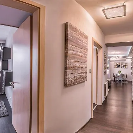 Διαμέρισμα Sunset Terrace Apartment-free Garage