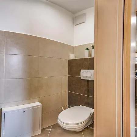 Διαμέρισμα Sunset Terrace Apartment-free Garage